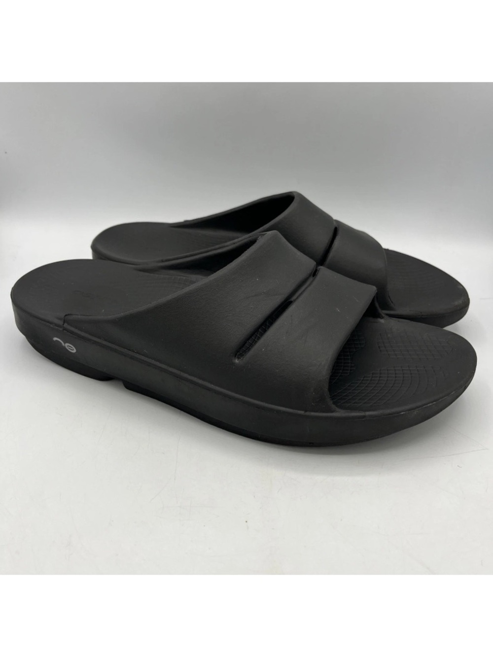 OOFOS Men's Black Slide Sandals